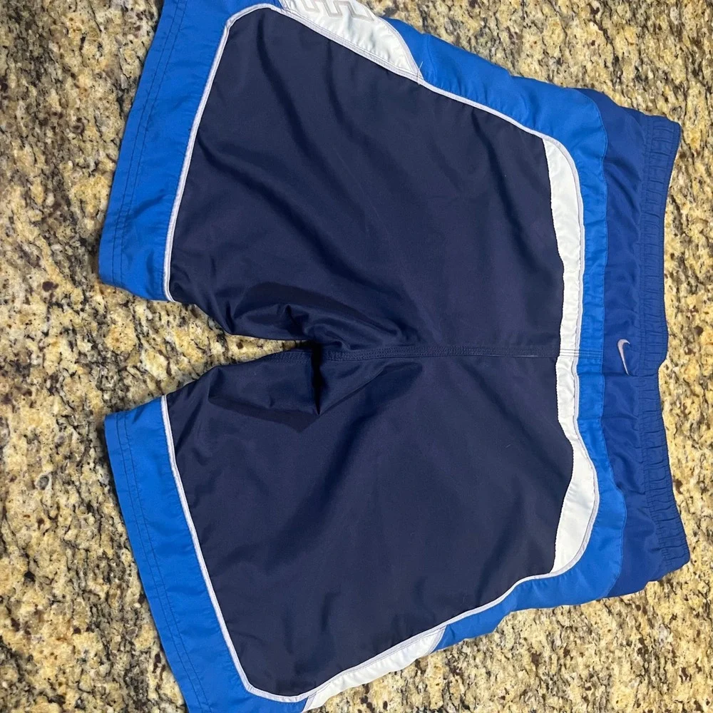 Nike Mens Swim Trunks Navy Blue White‎ Colorblock Mesh Lined Board Shorts Size M